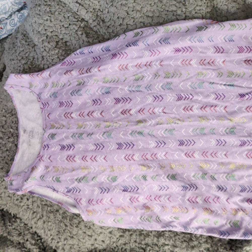 Girls tank size 14